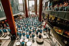 Na groot succes organiseert philharmonie zuidnederland de tweede editie van de symphonic mob, de Philmob!